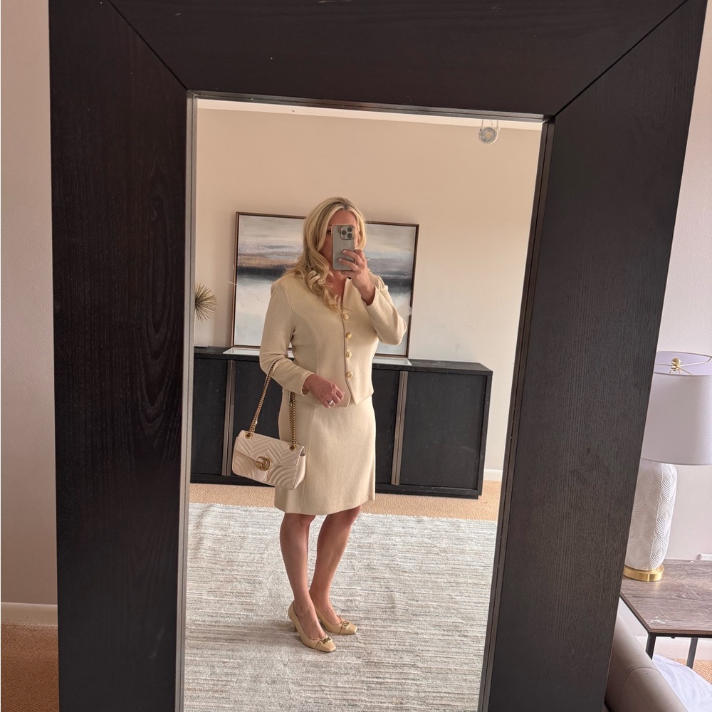 St John Knits Elegant Cream Suit Set